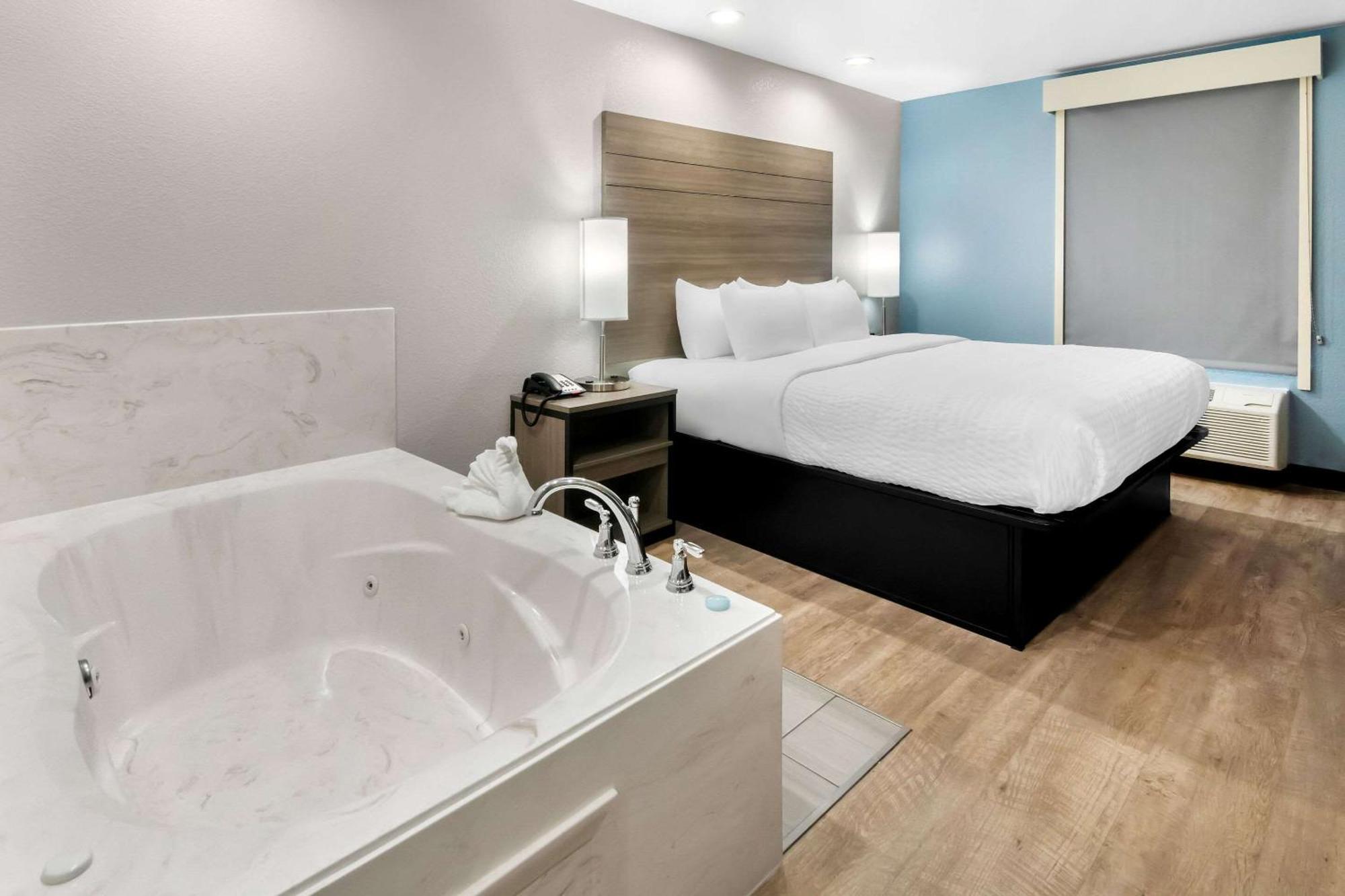 Clarion Pointe Hotel Fort Worth Buitenkant foto